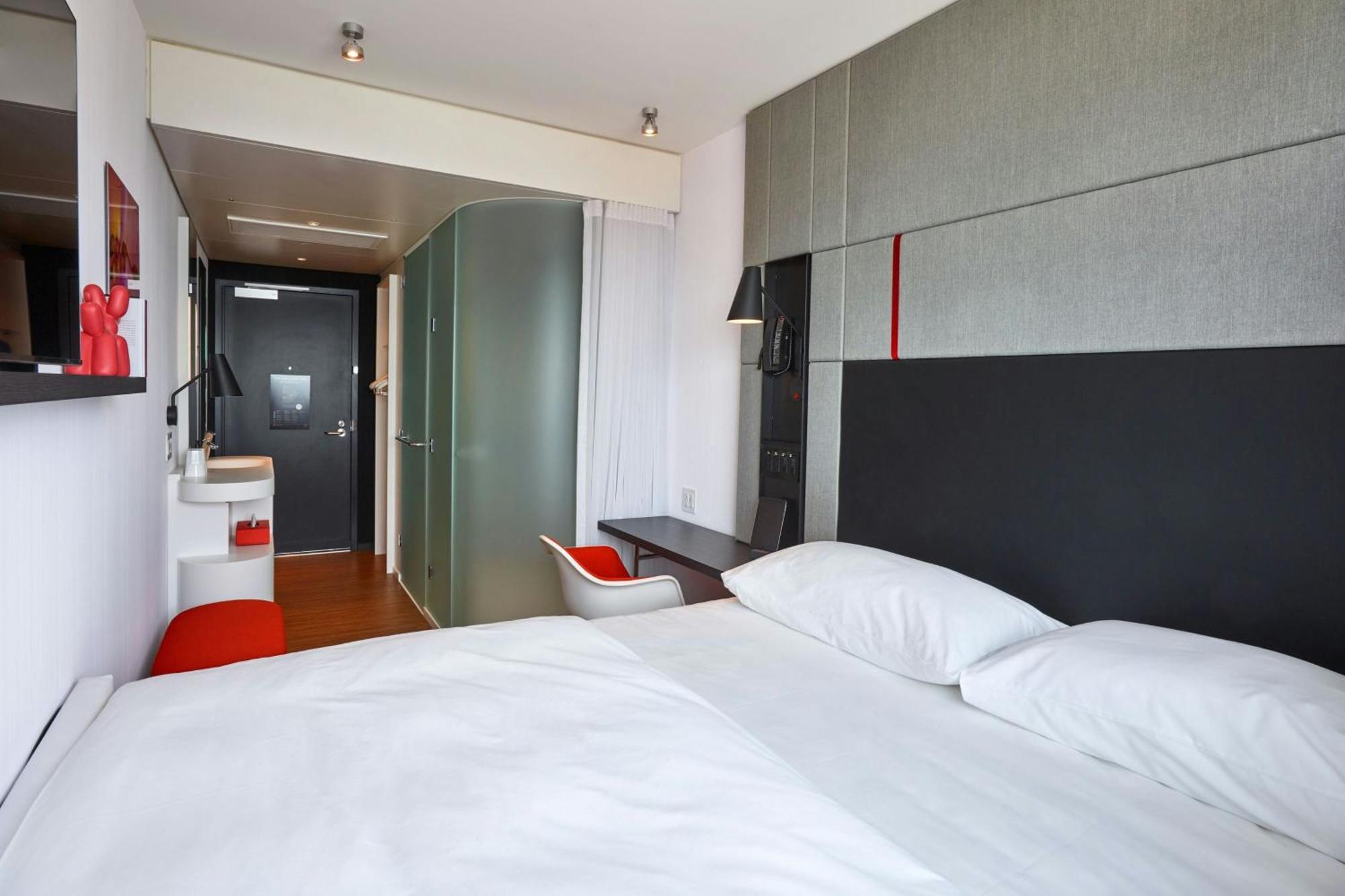 King Room,1731745154:JPEG