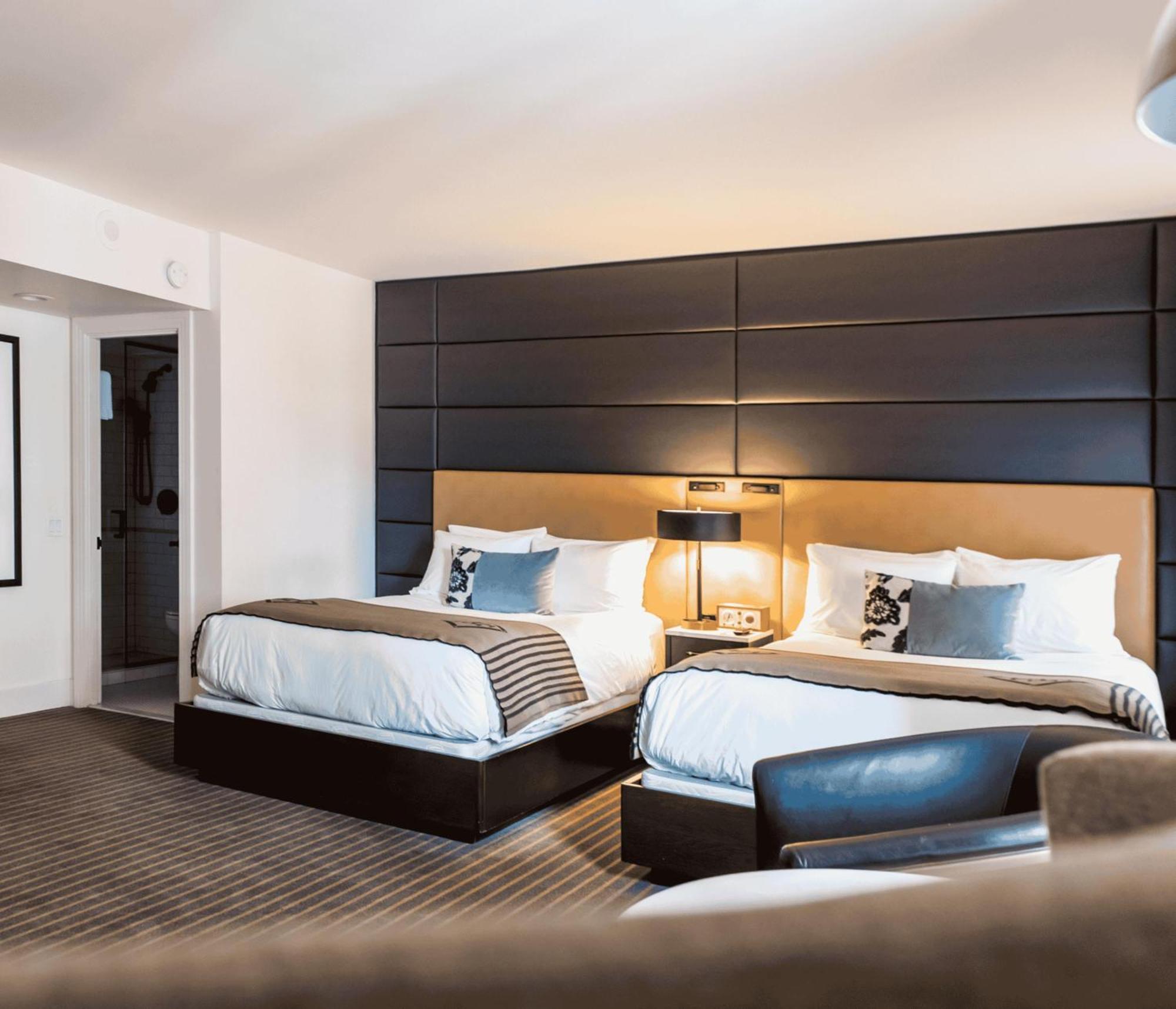 Deluxe Room Two Double Beds City View