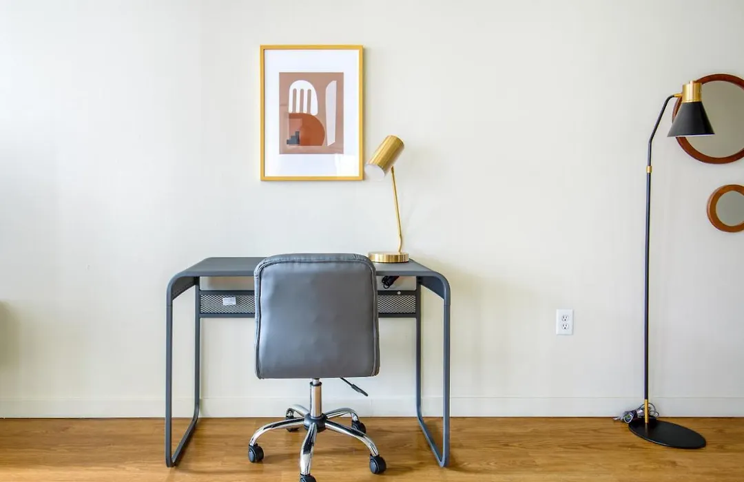 Downtown 2Br W Gym Wd Lounge Nr All Sea-111-1
