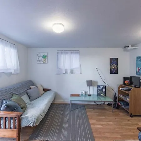 A-Lake Union One Br Apartment- Sleep 4-3
